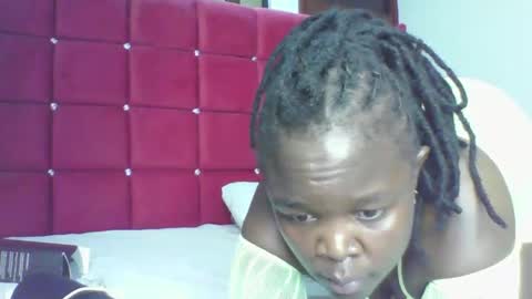 Snapshot of sexyidah chatting on October 31, 8:57 pm sexyidah online show from October 31, 8:57 pm