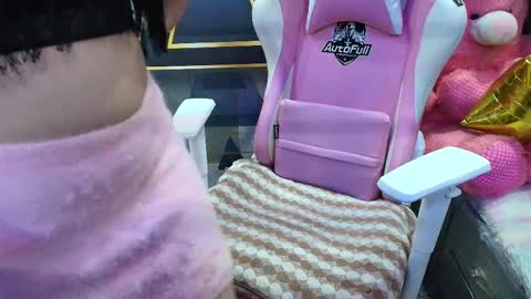 sexyislive online show from November 6, 1:50 pm