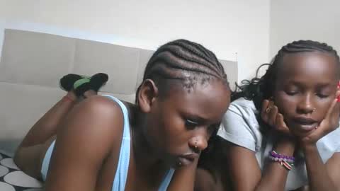 sexykiki18 online show from January 14, 3:39 pm