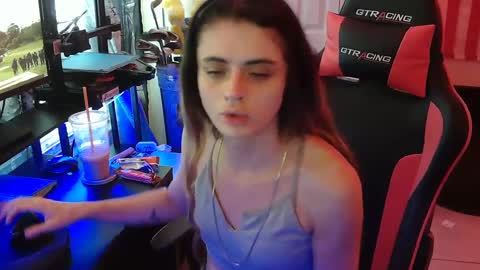 Snapshot of sexykinkykitten3346 chatting on October 12, 7:16 pm Sexy Kitten online show from October 12, 7:16 pm