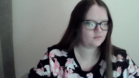 Kate online show from February 2, 6:59 am