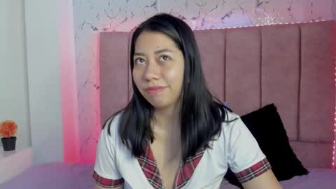 laura online show from October 24, 2:13 pm