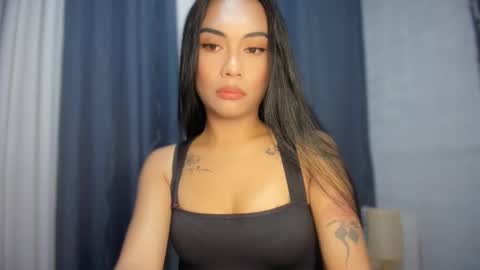 maxine online show from February 8, 6:55 pm