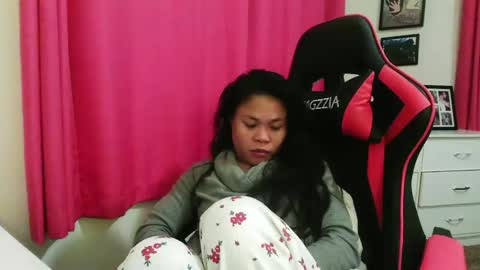 sexysmiley109 online show from December 17, 1:22 am