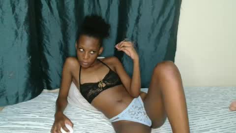 Janey online show from February 8, 9:15 pm