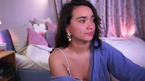 Lily  online show from December 3, 3:47 pm