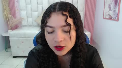 Shalon  online show from November 29, 3:27 pm