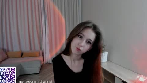 me name is Mia online show from January 15, 8:37 pm