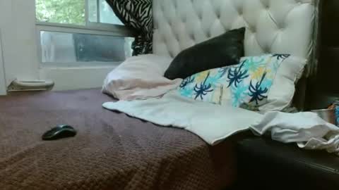 sharlot03 online show from February 15, 11:28 am