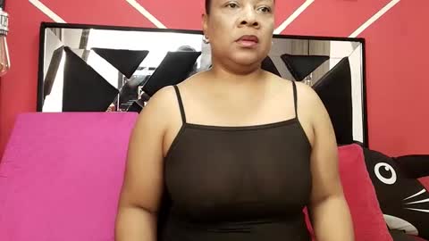 Sharon Noa online show from February 20, 11:23 am