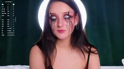 sheenagear online show from October 30, 1:34 pm