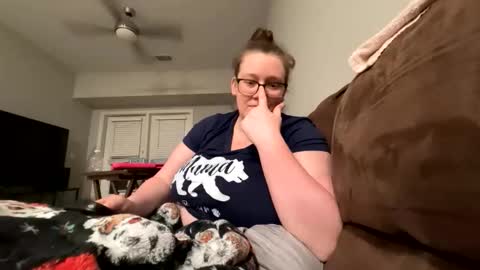 shelby0922 online show from November 18, 8:04 am