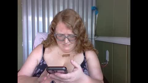 Red online show from October 8, 4:00 pm