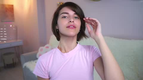 Alex online show from October 7, 1:43 am