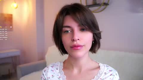 Alex online show from October 4, 1:33 am