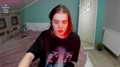 Snapshot of shelyymoon chatting on February 21, 8:05 pm ShelyMoon online show from February 21, 8:05 pm