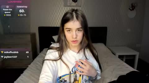 Snapshot of shelyymoon chatting on October 12, 3:14 pm ShelyMoon online show from October 12, 3:14 pm