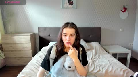 Snapshot of shelyymoon chatting on October 14, 12:30 pm ShelyMoon online show from October 14, 12:30 pm