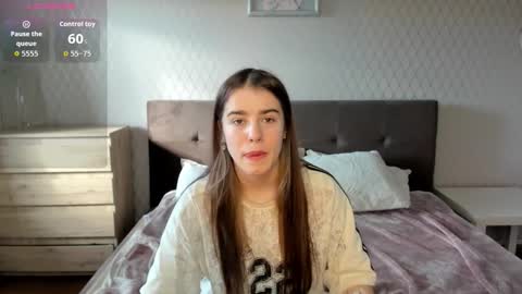 Snapshot of shelyymoon chatting on October 19, 12:51 pm ShelyMoon online show from October 19, 12:51 pm