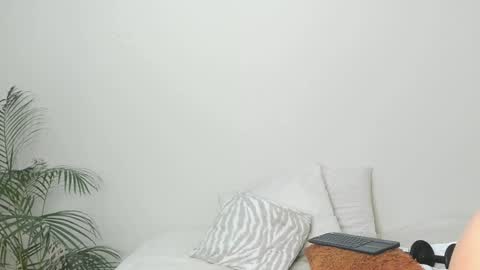 Sherlyn Adams online show from December 24, 10:06 pm