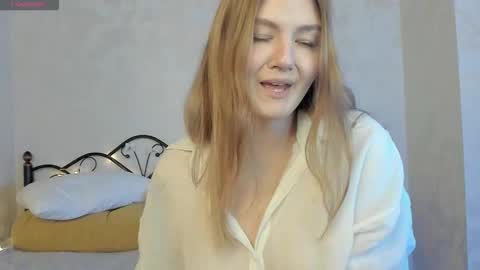 Sherri online show from December 18, 1:32 am