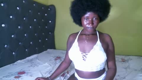 Snapshot of shiro254 chatting on March 4, 9:54 pm Shi-ro online show from March 4, 9:54 pm