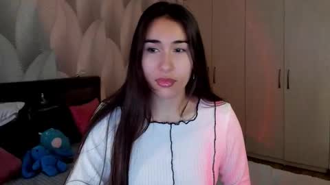 Mika online show from November 17, 2:12 am