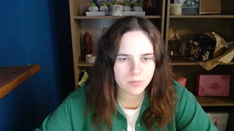 Snapshot of shy_lil chatting on October 22, 4:34 pm shy_lil online show from October 22, 4:34 pm