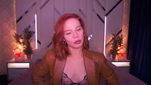 shyysiren online show from January 8, 3:27 pm