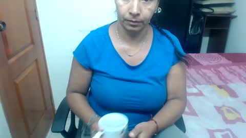 sara online show from January 21, 8:32 pm