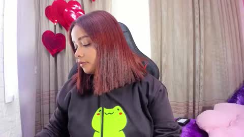 sienna_lux01 online show from February 22, 1:56 pm