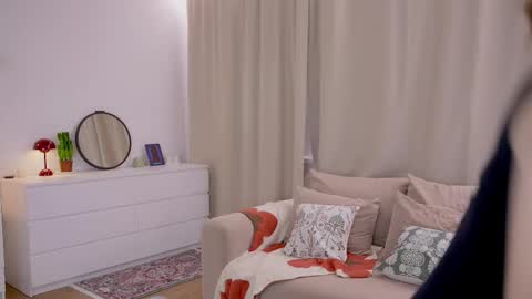 Chilli online show from November 26, 4:08 pm