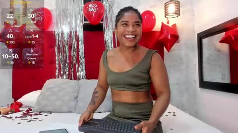 Snapshot of silvannafit chatting on February 14, 11:20 pm Silvana Fit  online show from February 14, 11:20 pm