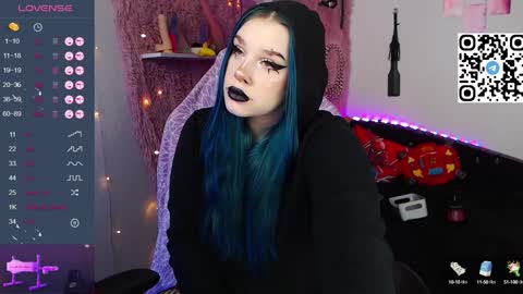 silvia_santorskii online show from January 14, 9:13 am