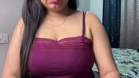 Simi online show from November 22, 5:59 pm