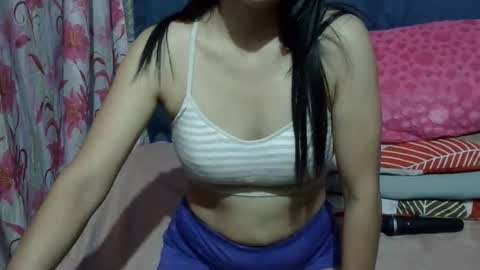 mia online show from February 17, 10:42 pm