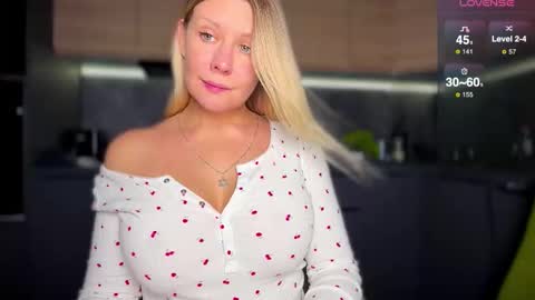 A present for me  online show from November 26, 7:15 pm