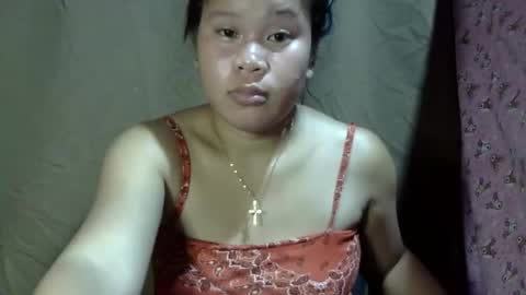 Snapshot of simply_y0urs chatting on January 26, 3:25 pm simply_y0urs online show from January 26, 3:25 pm