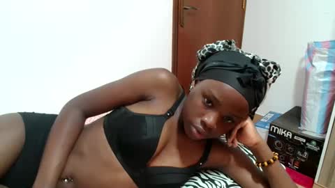 shannie online show from January 14, 2:44 pm