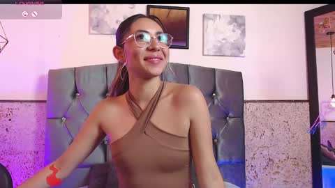 Elizabeth online show from December 11, 3:24 am