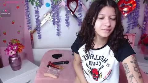 Snapshot of skinnyhorny_ chatting on February 26, 3:03 am  SKINNYHORNY   online show from February 26, 3:03 am