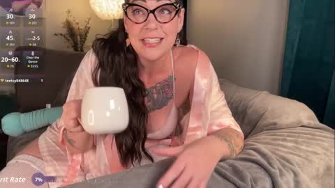 skylar bird online show from October 29, 2:27 am