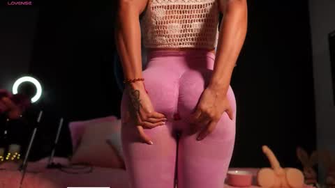    online show from November 10, 12:22 pm