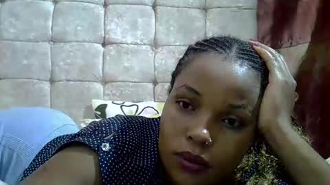 skylight_xoxo online show from October 2, 11:15 am