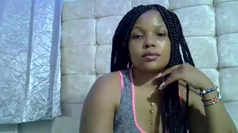 skylight_xoxo online show from October 20, 10:18 am