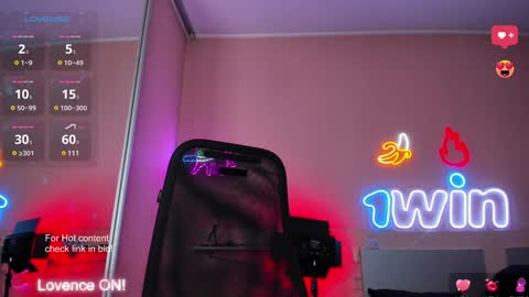 Snapshot of slemgem chatting on January 5, 9:59 am Slemgem Amy  friends online show from January 5, 9:59 am