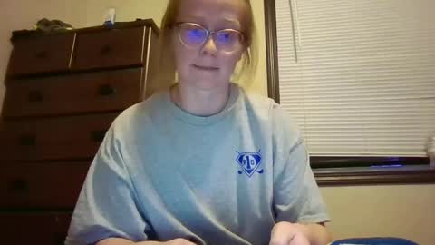 Slutty redhead3 online show from September 26, 12:19 am