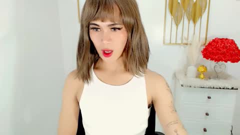 mia online show from February 13, 8:03 pm