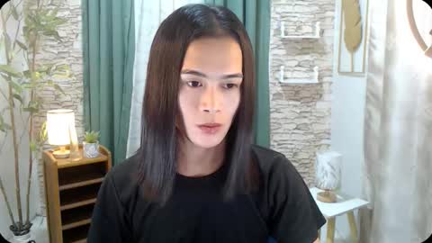 mia online show from October 29, 10:30 am