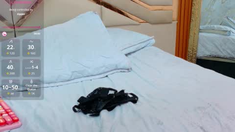 MARCELA online show from December 18, 1:05 pm